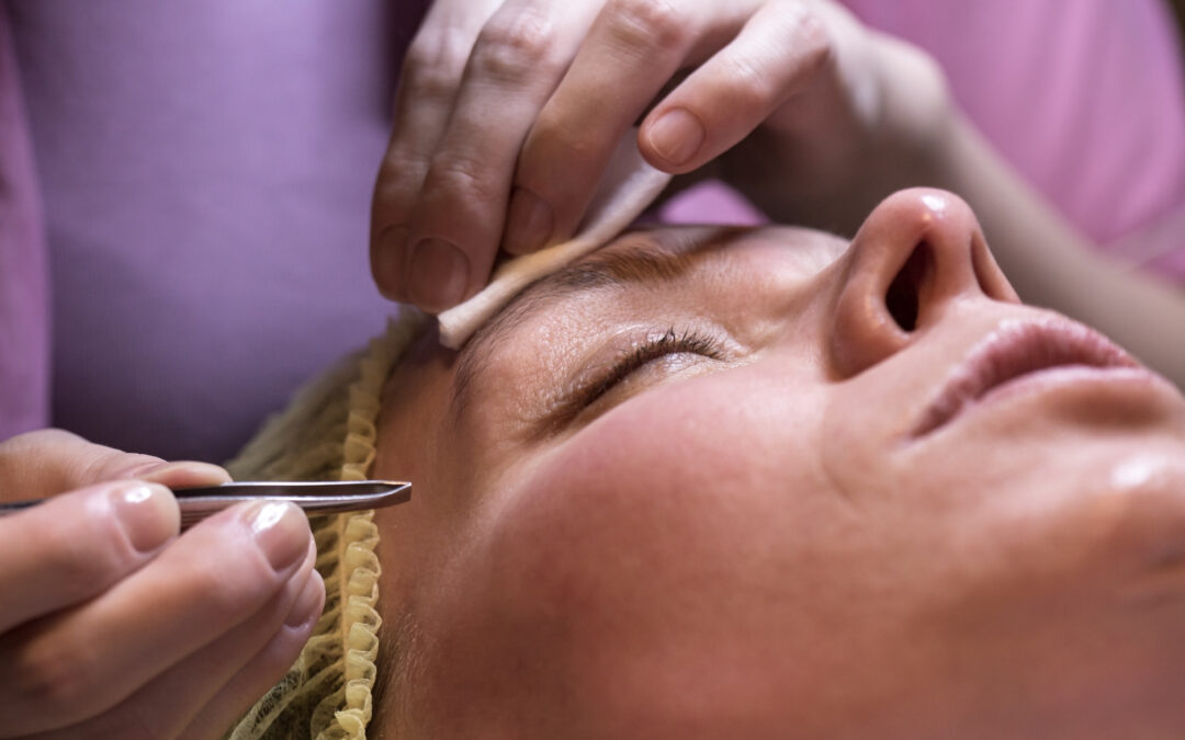 The Ultimate Guide to Eyebrow Threading: Why It’s the Best Choice